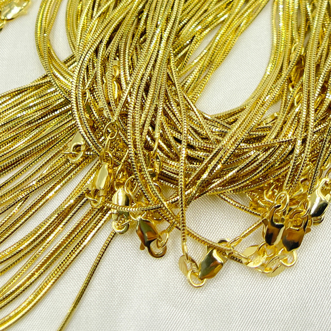 100CCTD. 14k Solid Yellow Gold Snake Necklace