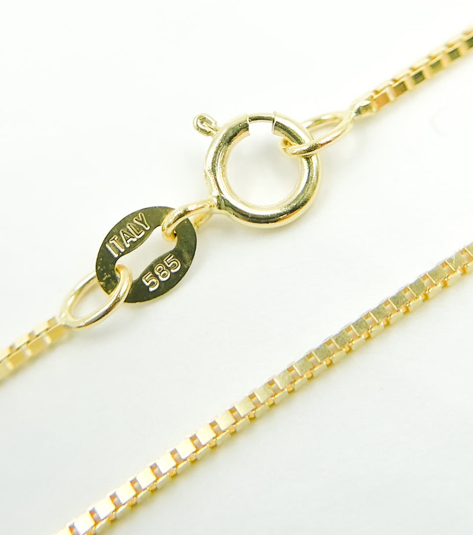 058VED. 14K Solid Gold Link Box Chain