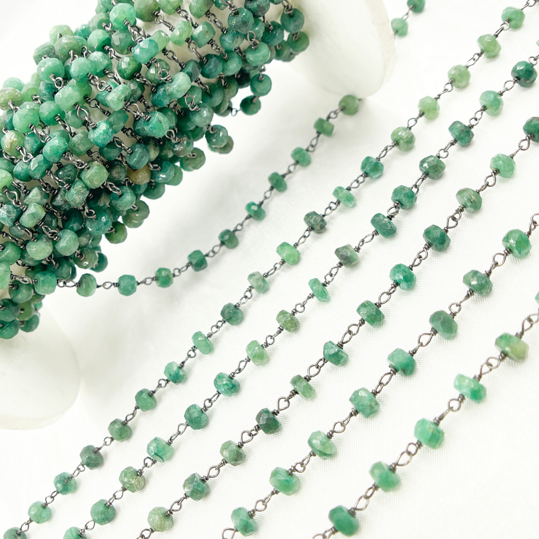 Dyed Emerald Oxidized Wire Chain.