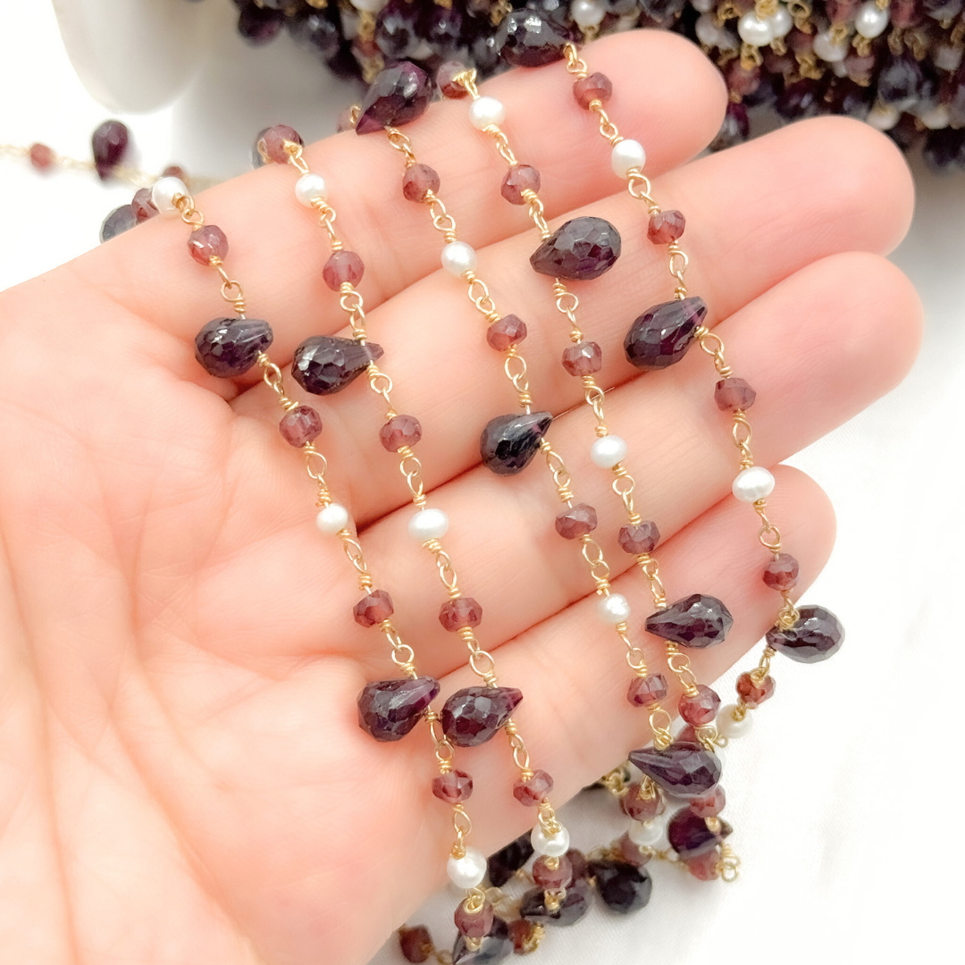 Garnet & Pearl Gold Plated Wire Chain