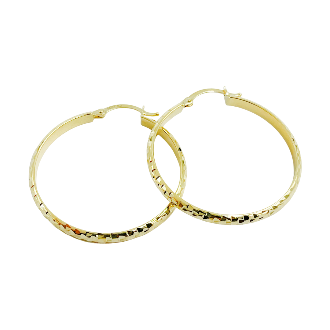 14K Gold Diamond Cut Hoop Earrings.
