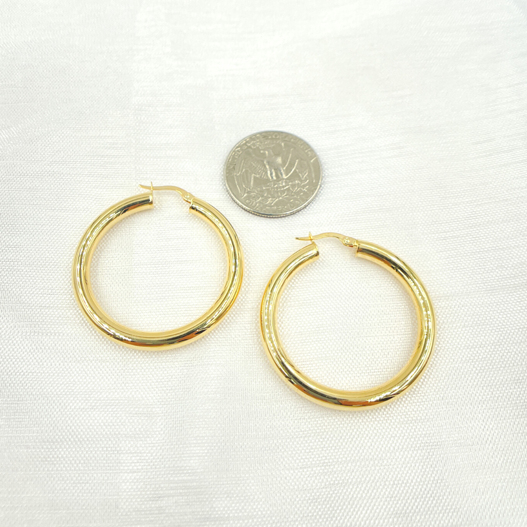 GER163. 14K Solid Gold Hollow Smooth Hoop