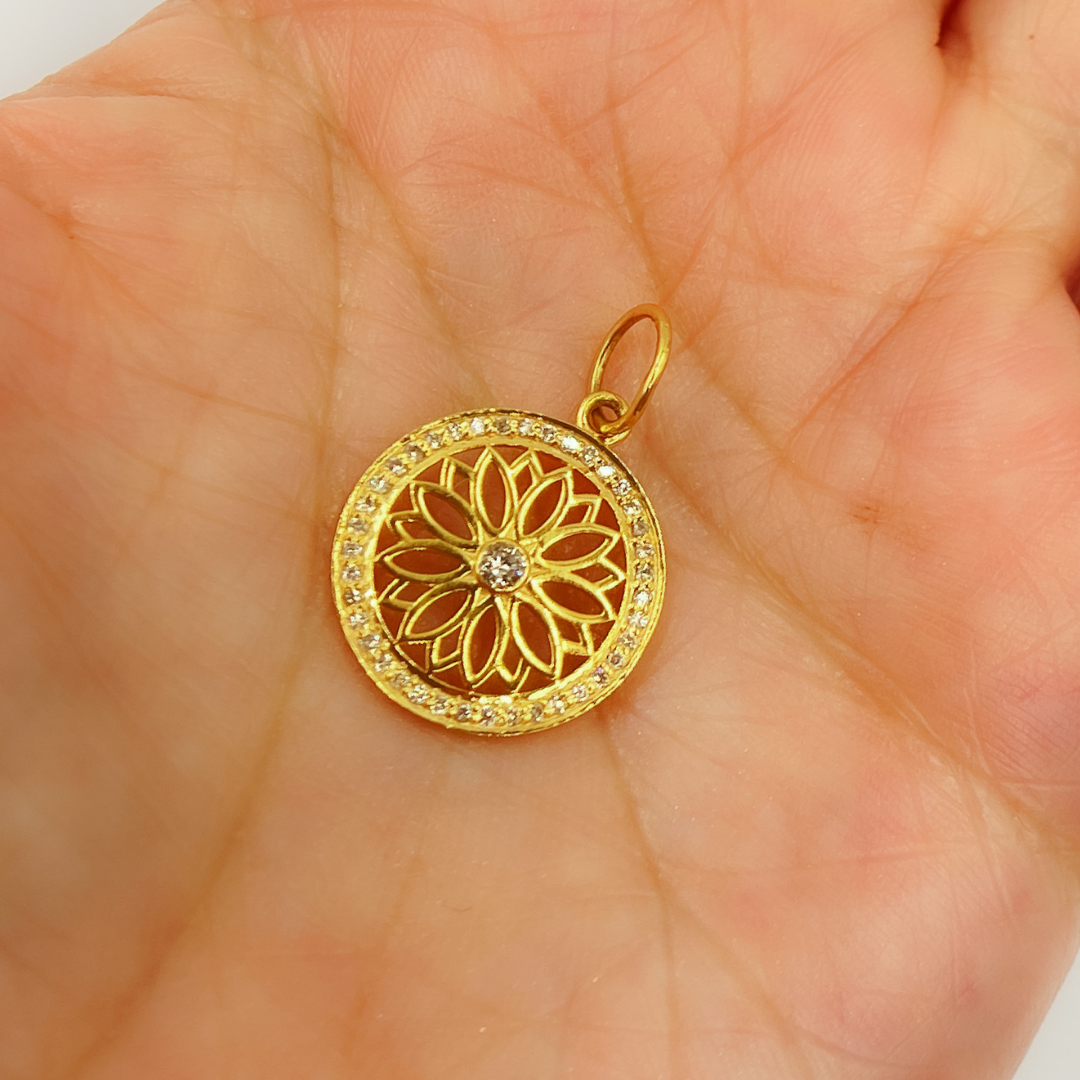 14K Solid Gold Circle Pendant with Diamonds. GDP232