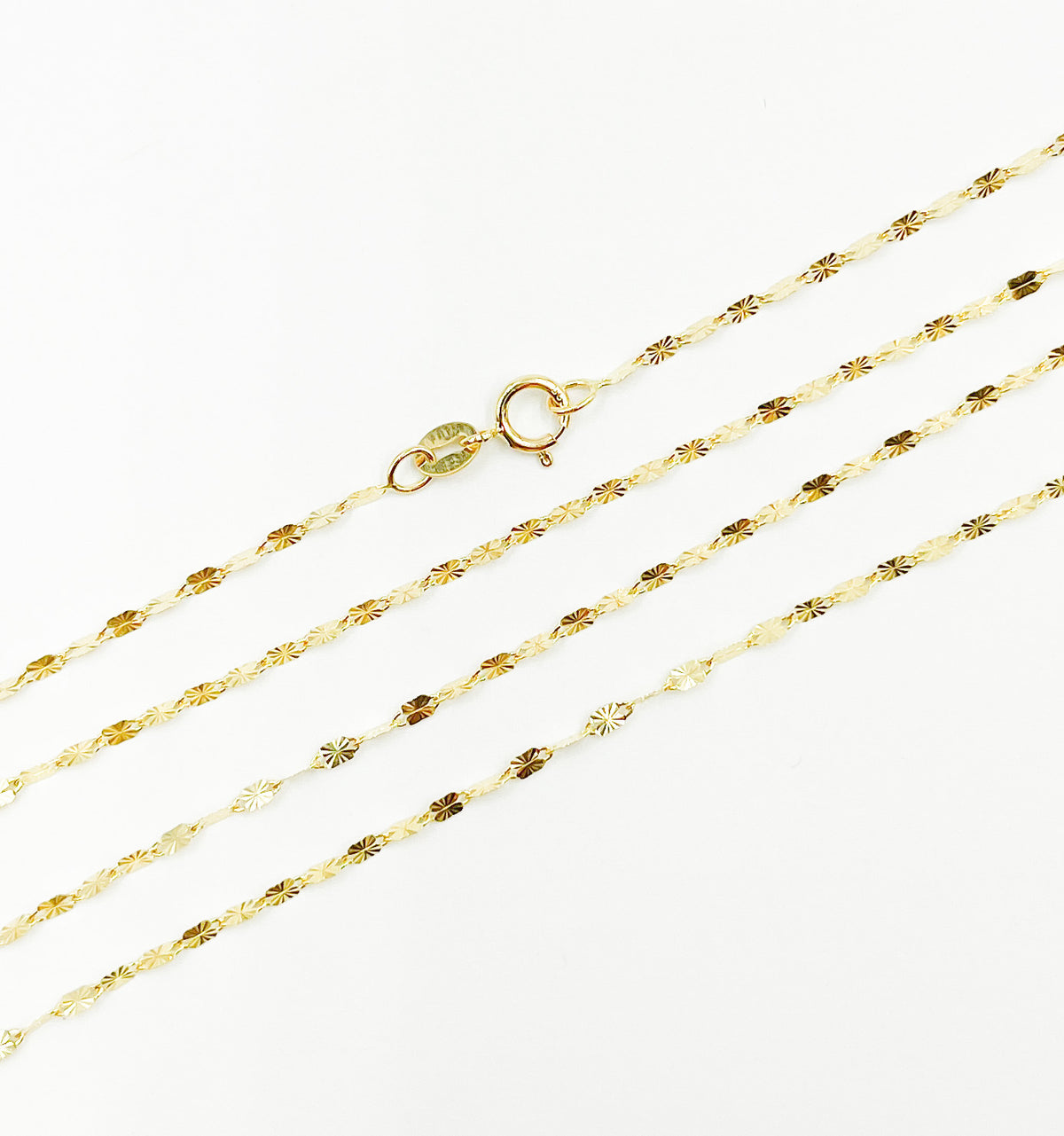 030FV30. 14K Solid Gold Diamond Cut Marina Chain