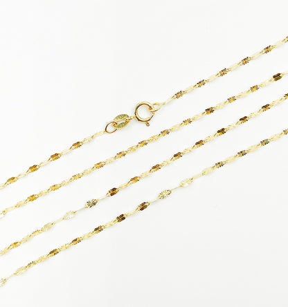 030FV30. 14K Solid Gold Diamond Cut Marina Chain