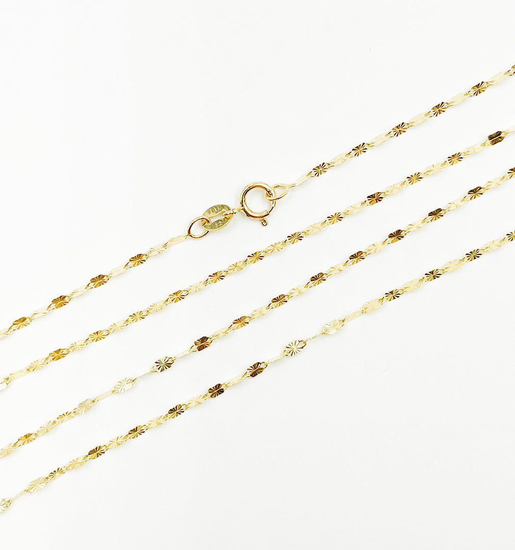 030FV30. 14K Solid Gold Diamond Cut Marina Chain