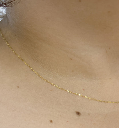 027FVBFVT5. 14k Solid Gold Paperclip Chain