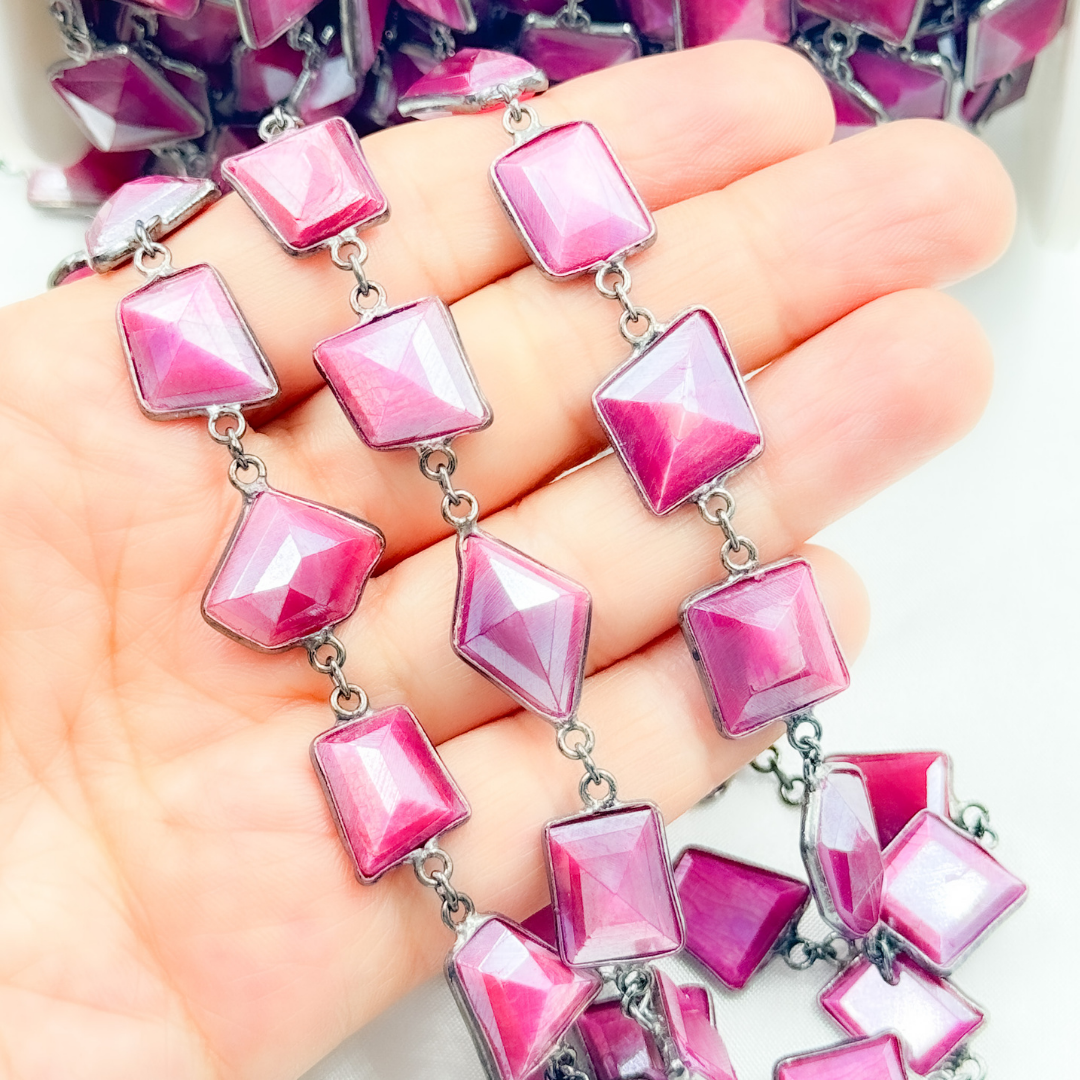 Coated Red Quartz Rectangle Shape Bezel Oxidized Wire Chain.