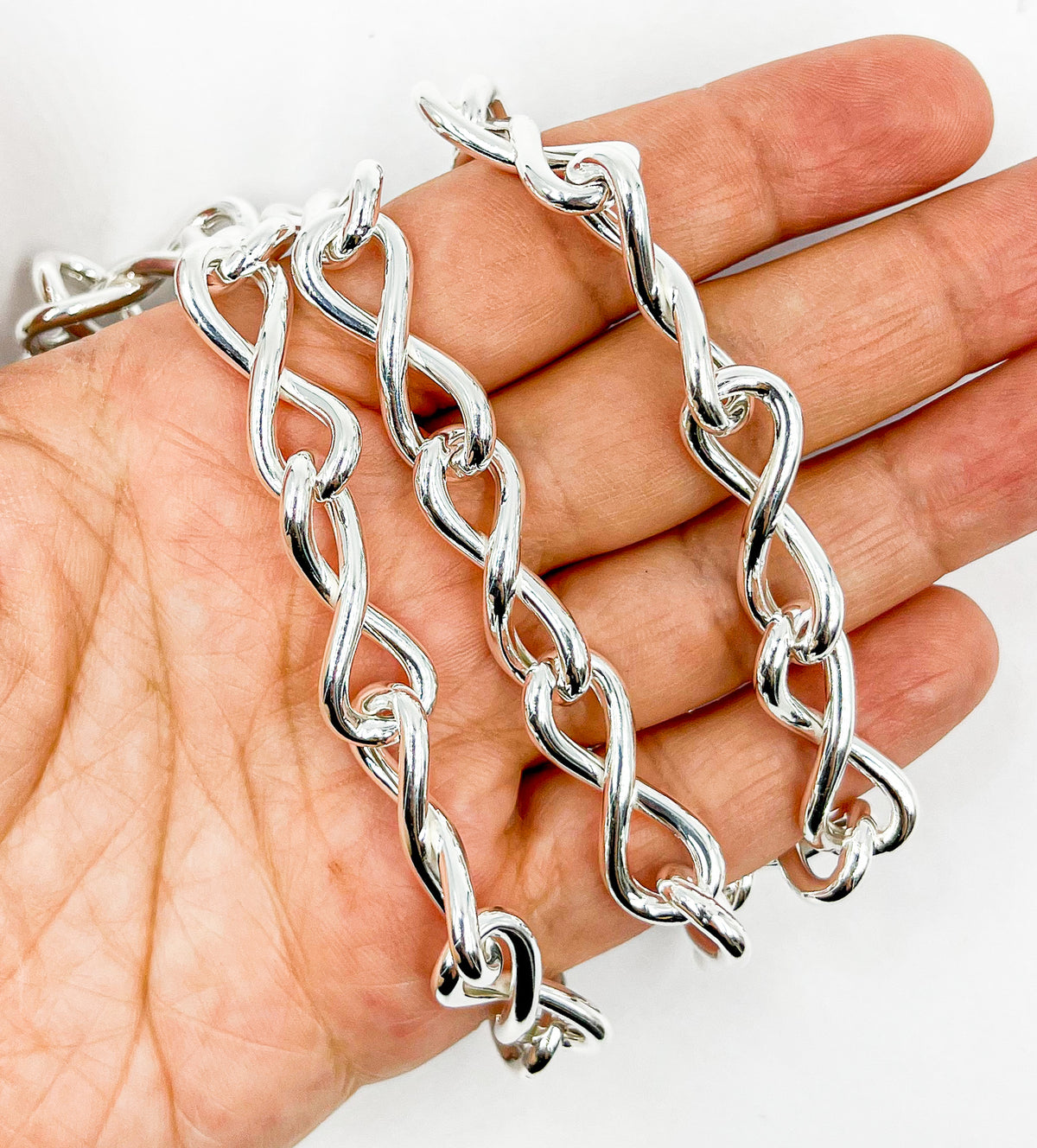565MTSS. Sterling Silver Hollow Infinity Link Chain