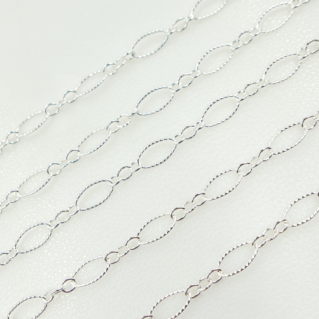 925 Sterling Silver Twisted Oval and Round Link Chain.