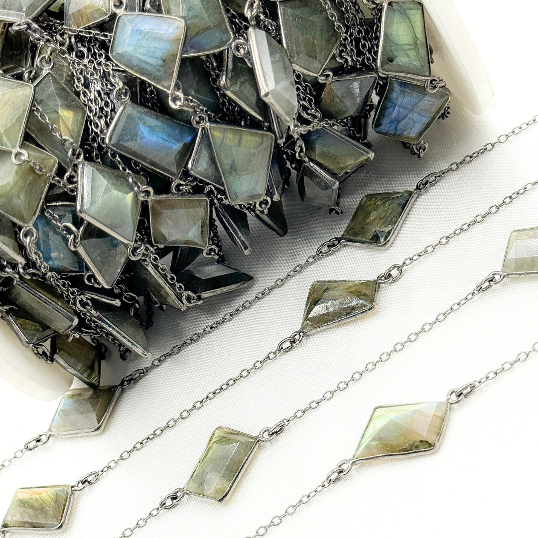 Labradorite Rectangle Shape Bezel Oxidized Connected Wire Chain. LAB116