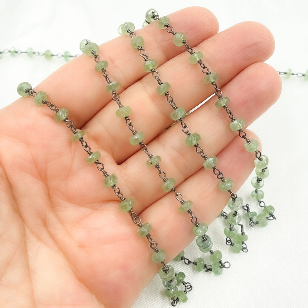 Green Kyanite Oxidized Wire Chain.