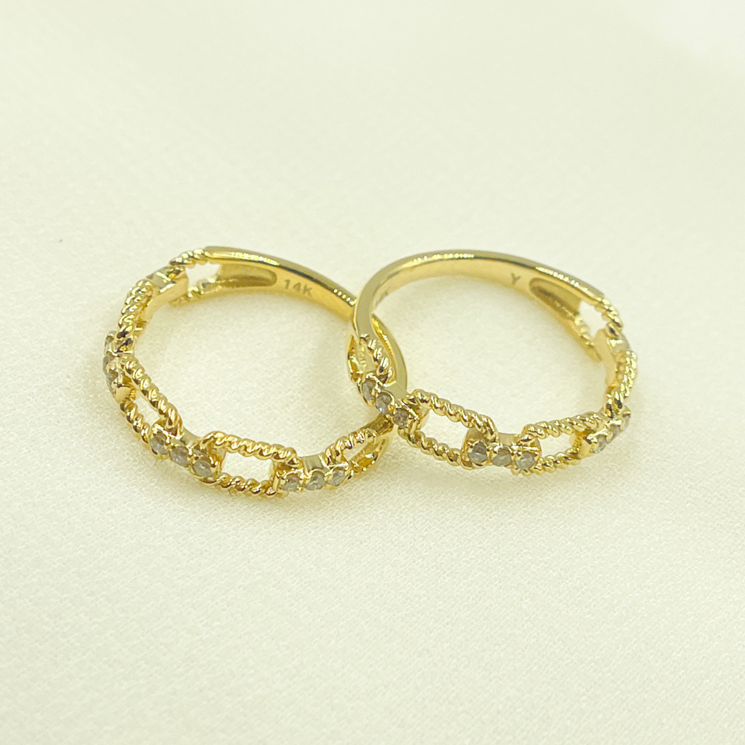 14K Solid Gold Diamond Ring. RAC01199