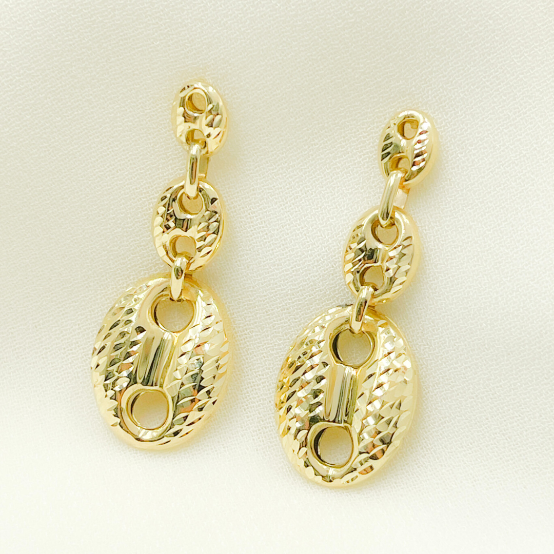 14K Solid Gold Puffed Mariner Diamond Cut Link Earrings. 