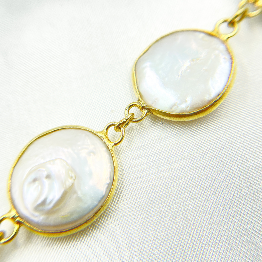 Pearls Round Shape Bezel Gold Plated Wire Chain. PRL2