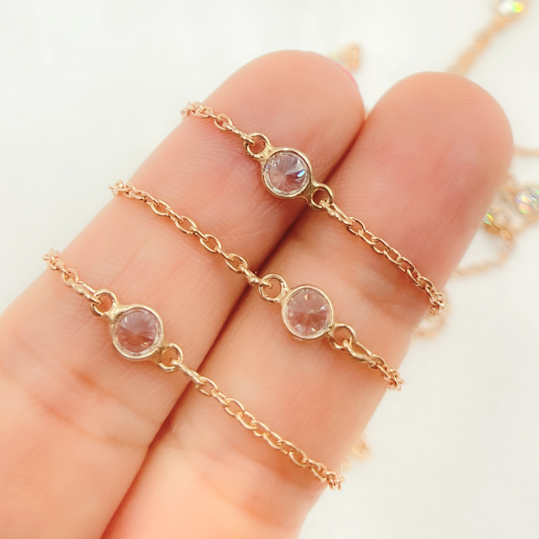 Cubic Zirconia Round Shape Connected Chain. CZ62