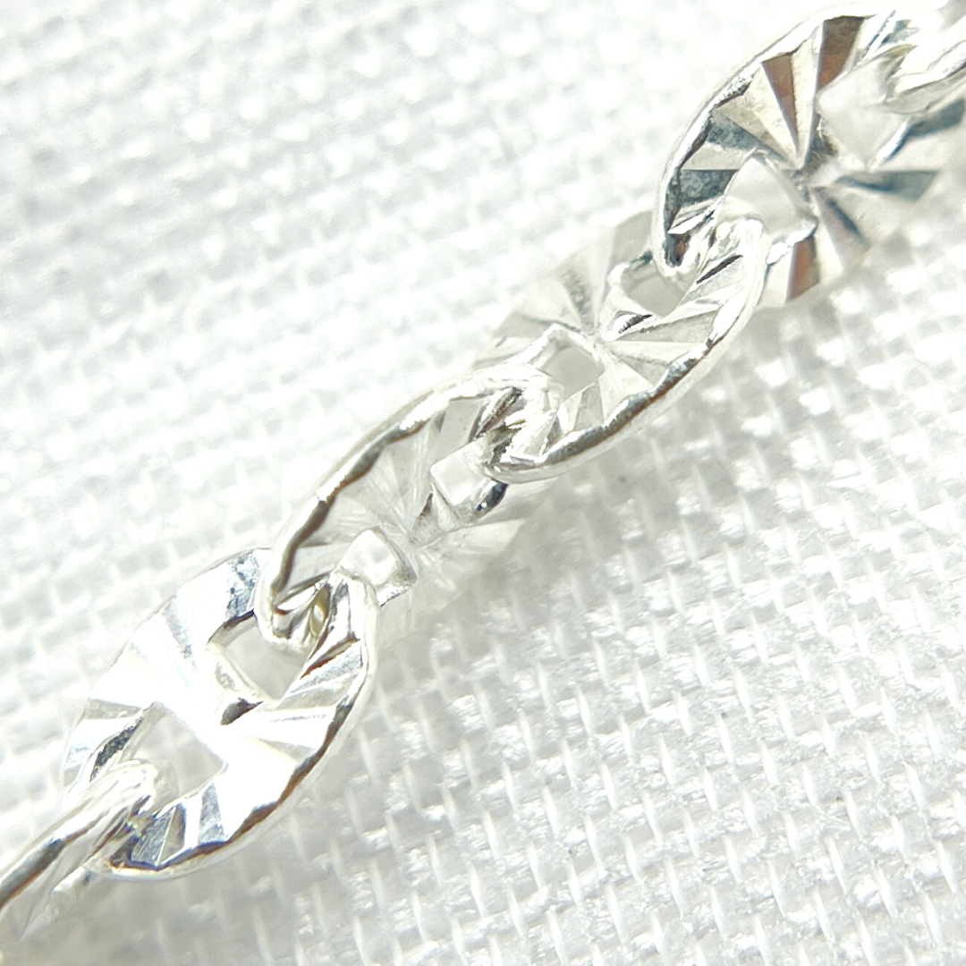 925 Sterling Silver Diamond Cut Marina Chain. 
