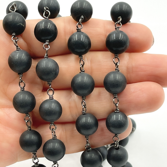 Black Onyx Gemstone Round Shape Chain