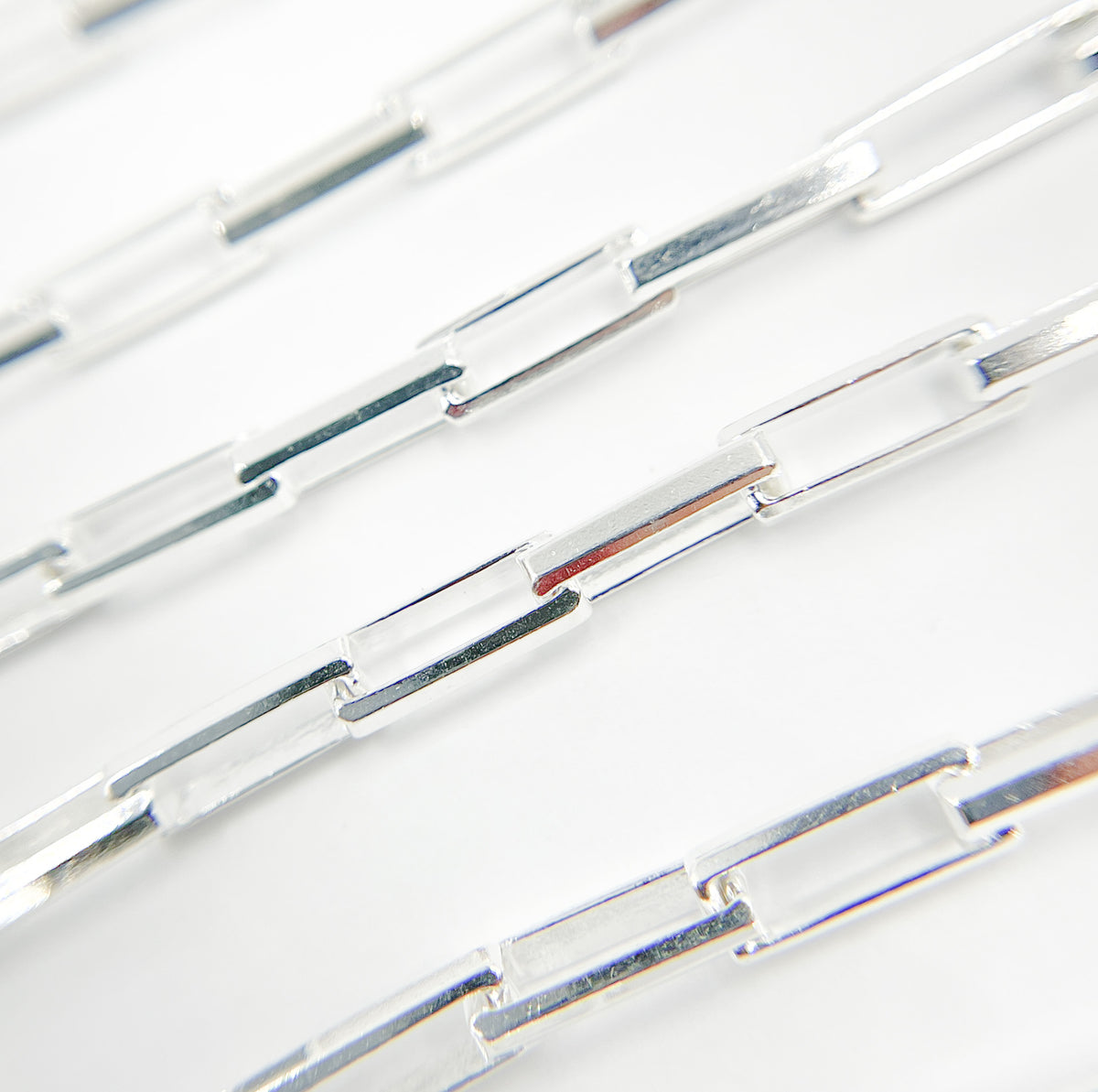 X16SS. Sterling Silver Flat Box Link Chain