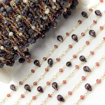 Garnet & Pearl Gold Plated Wire Chain.